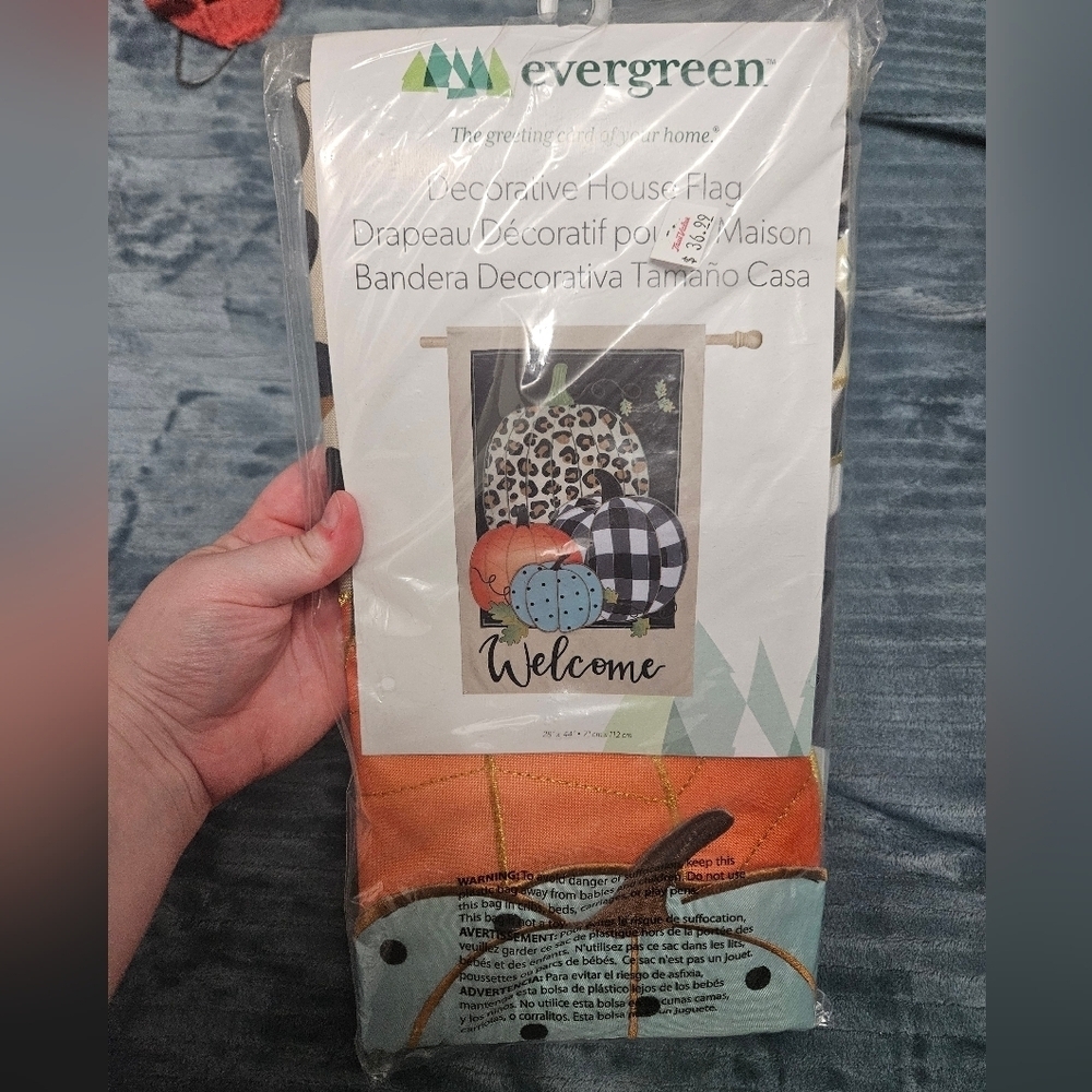 Evergreen Stacked Pumpkin Fall Decorative House Flag!